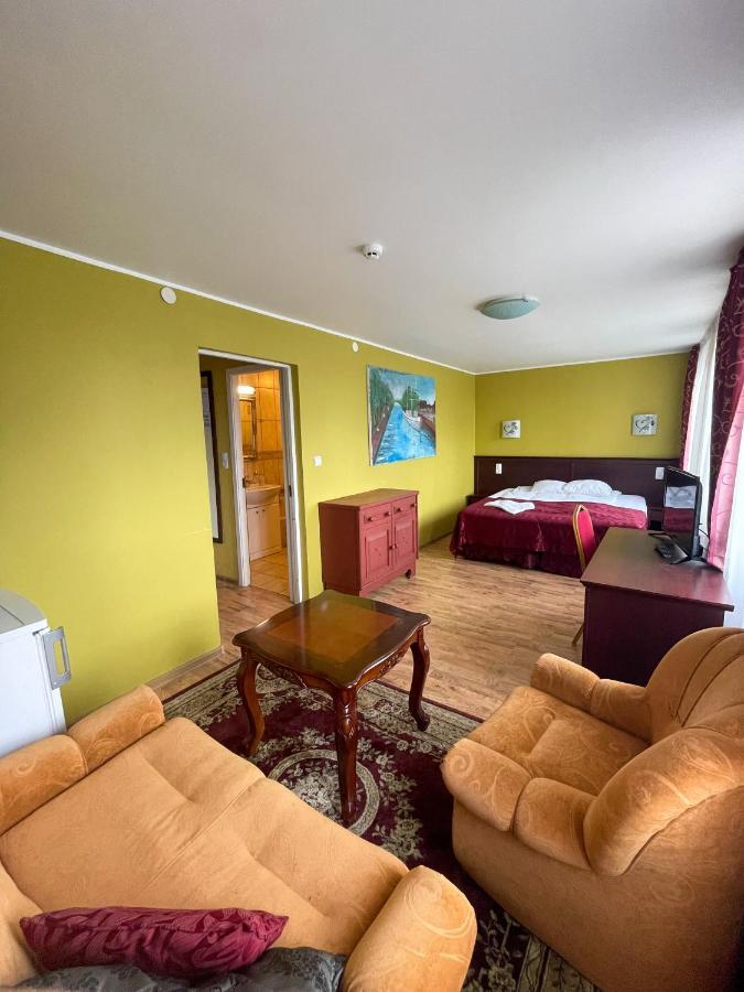 Taurage Hotel Dış mekan fotoğraf